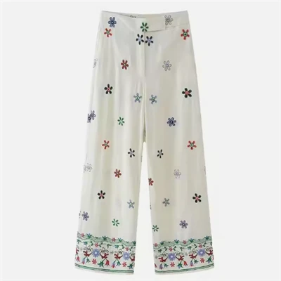 Pantalón relax de seda con bordado